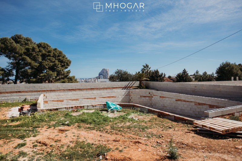 Calpe- Parcela con vista preciosa al Peñon de Ifach en venta